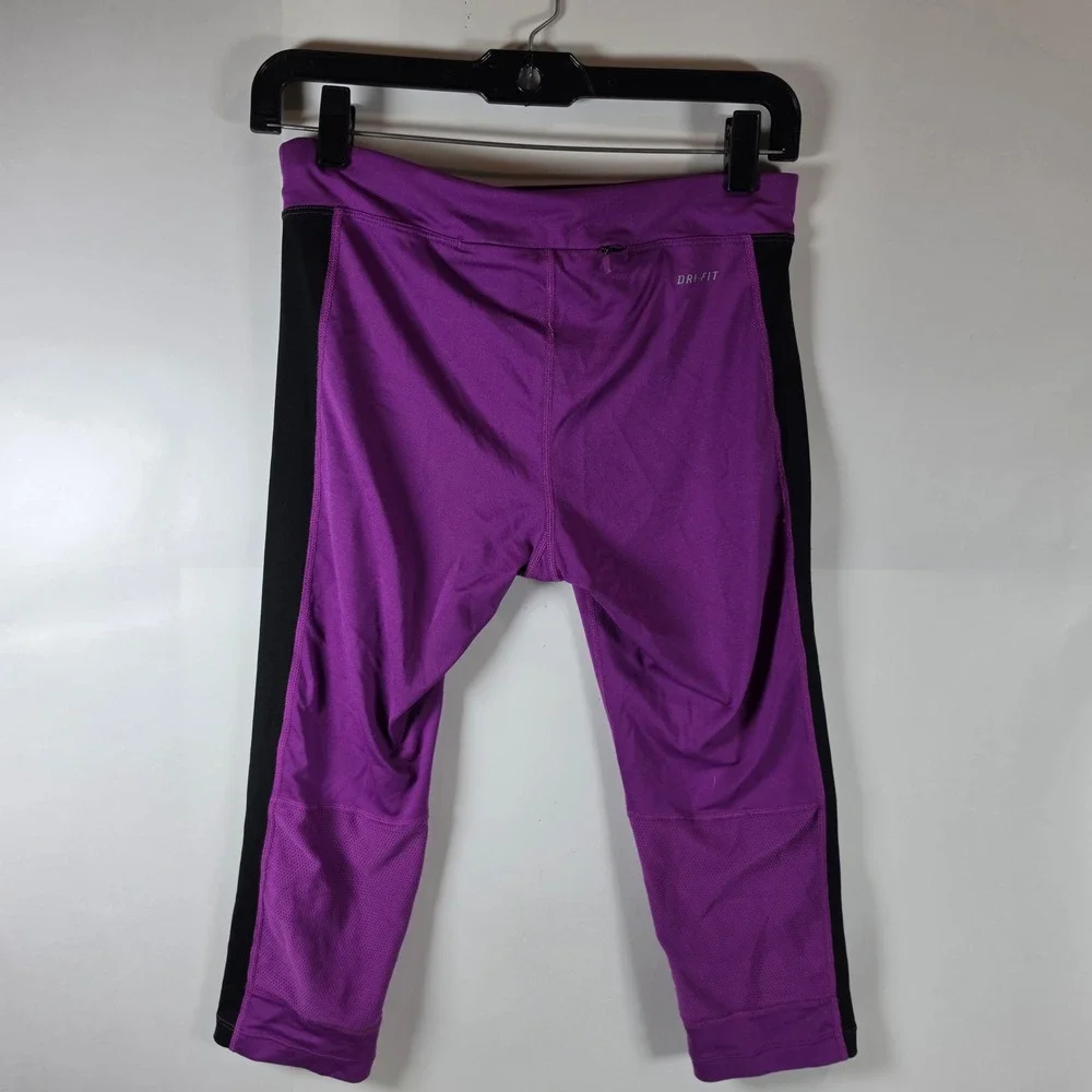 Nike Dri-FIT Womens Purple Black Cropped Running Leggings Zipper Pocket Size‎ S